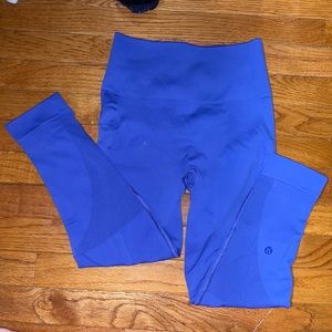 Lululemon size 4 crop leggings